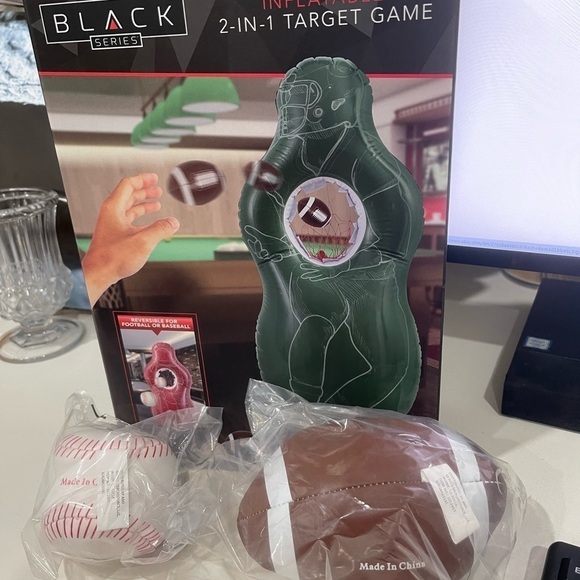 Target Game Inflatable 2 in 1 Black Series 58 inches high, baseball and football - Picture 4 of 8